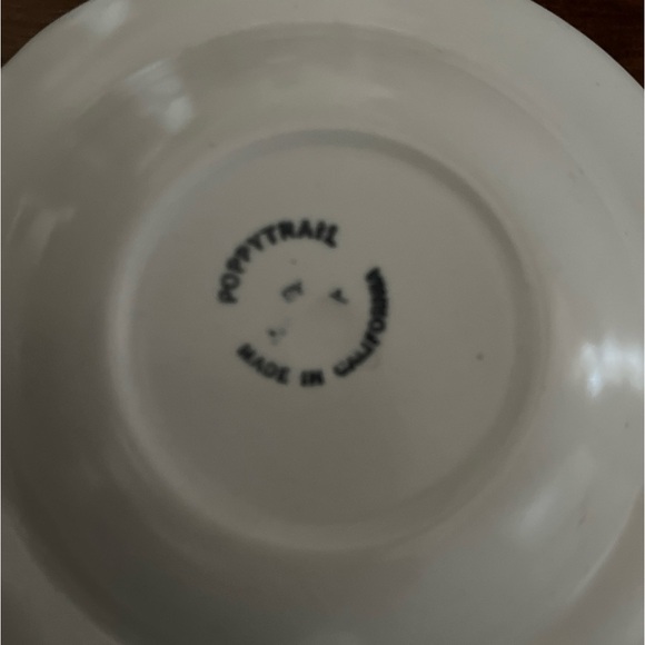 Vintage Metlox Poppytrail Four
Sculptured Blue Grape 6-1/8" Saucer
Plate - Picture 6 of 7